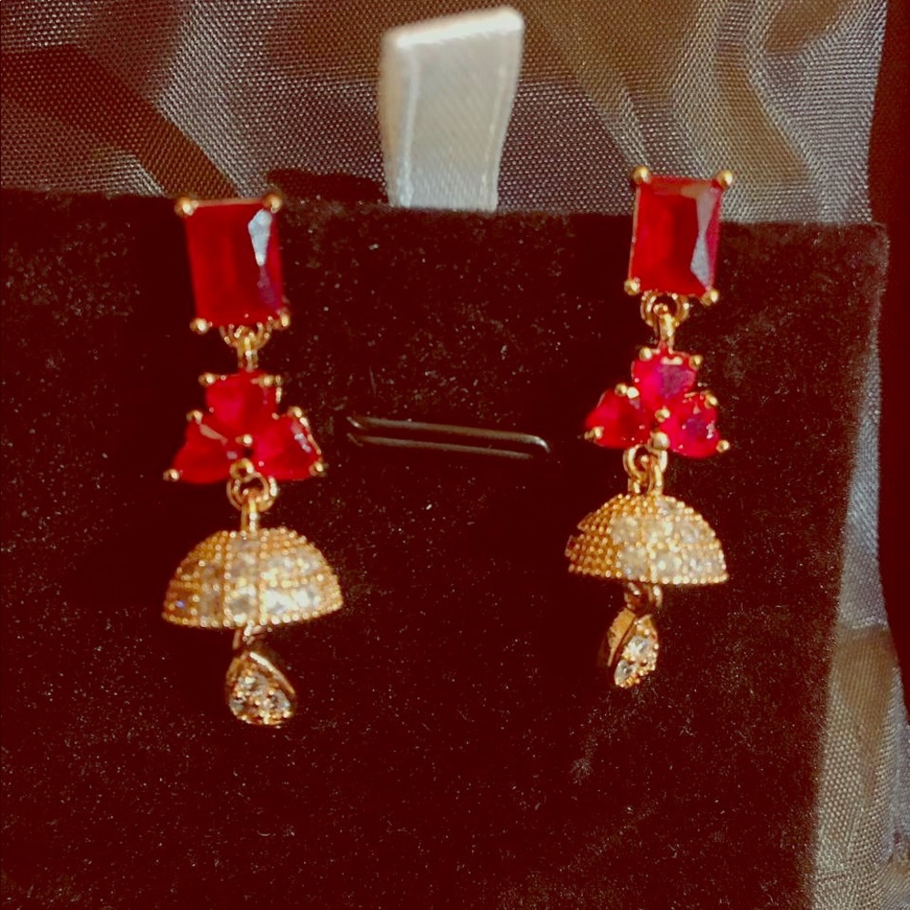 Ear rings